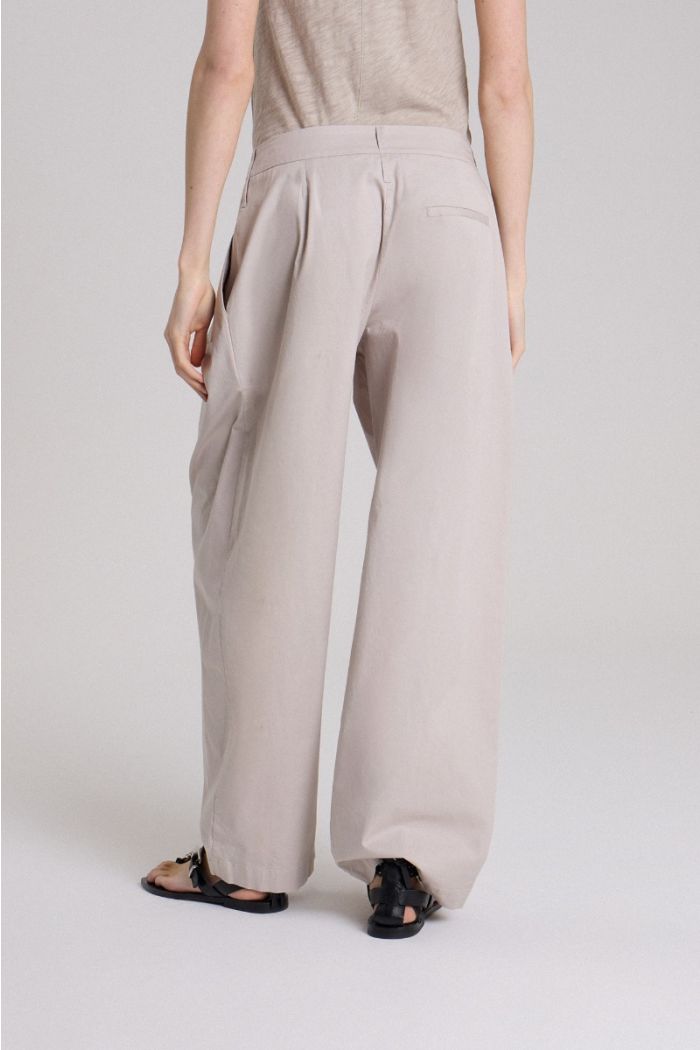 PANTALON ANCHO COLUMBA CEMENTO