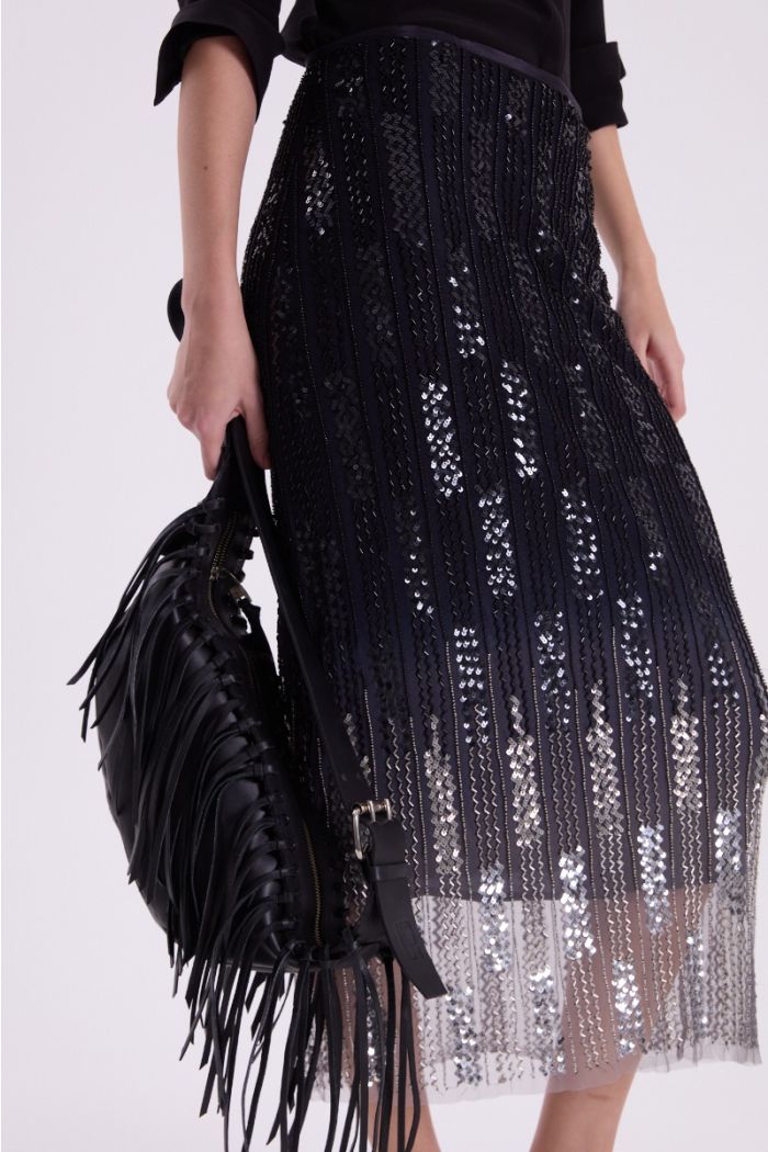 POLLERA CELESTE NEGRO