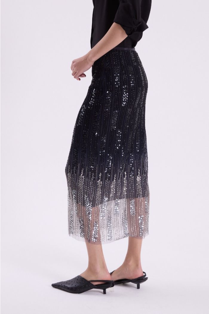 POLLERA CELESTE NEGRO