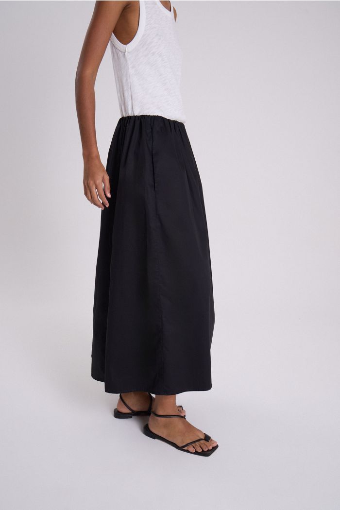 POLLERA ANANAS NEGRO