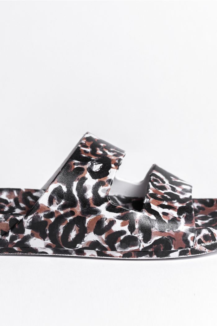 SANDALIA BUNGA LEOPARDO