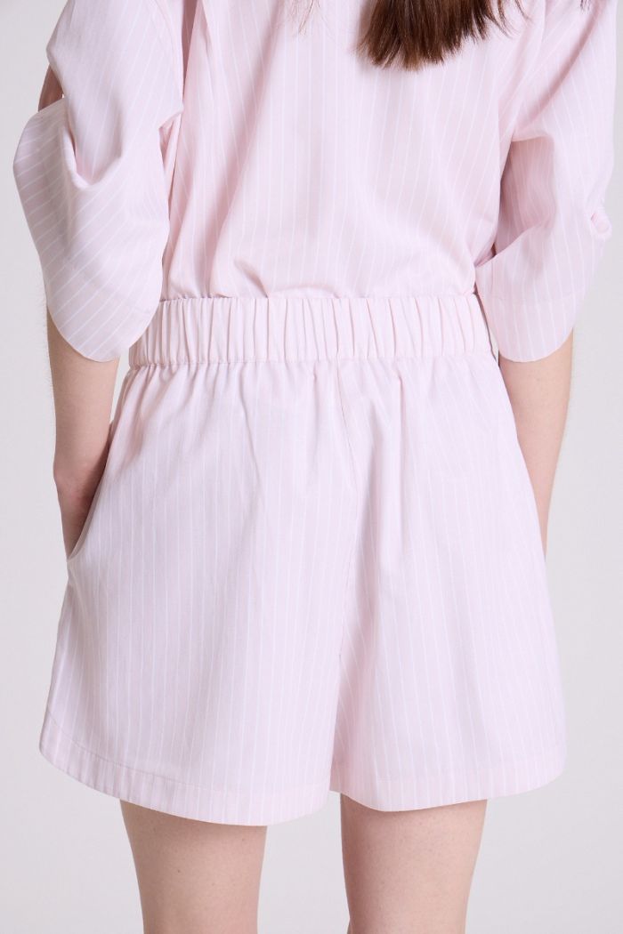 SHORT MAGNETIC ROSA