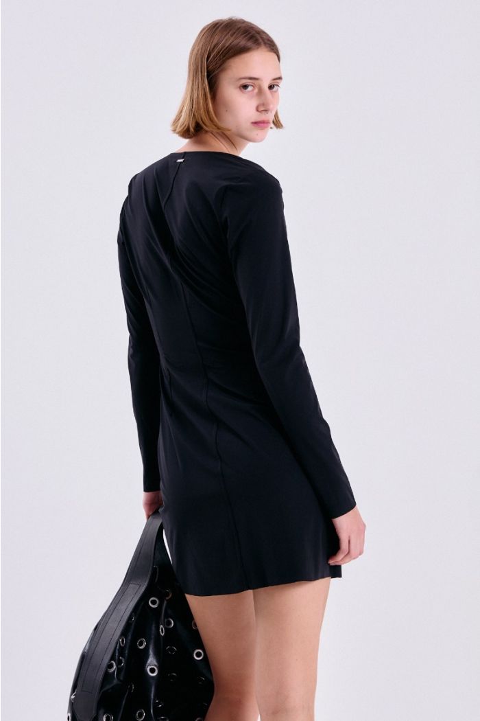 VESTIDO CORTO JAYAKARI NEGRO