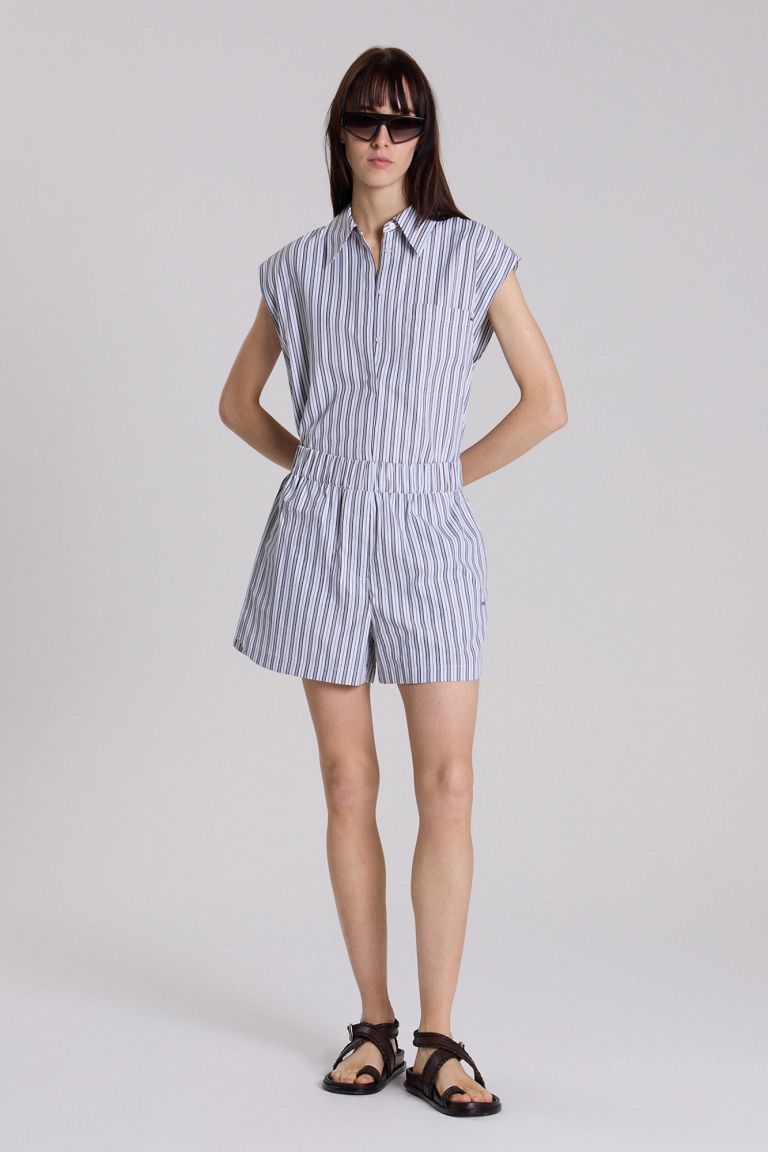 SHORT MAGNETIC NEGRO